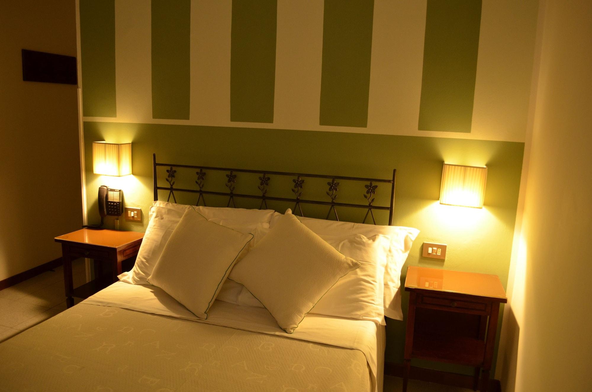Hotel Rosalba Перуджа Екстериор снимка