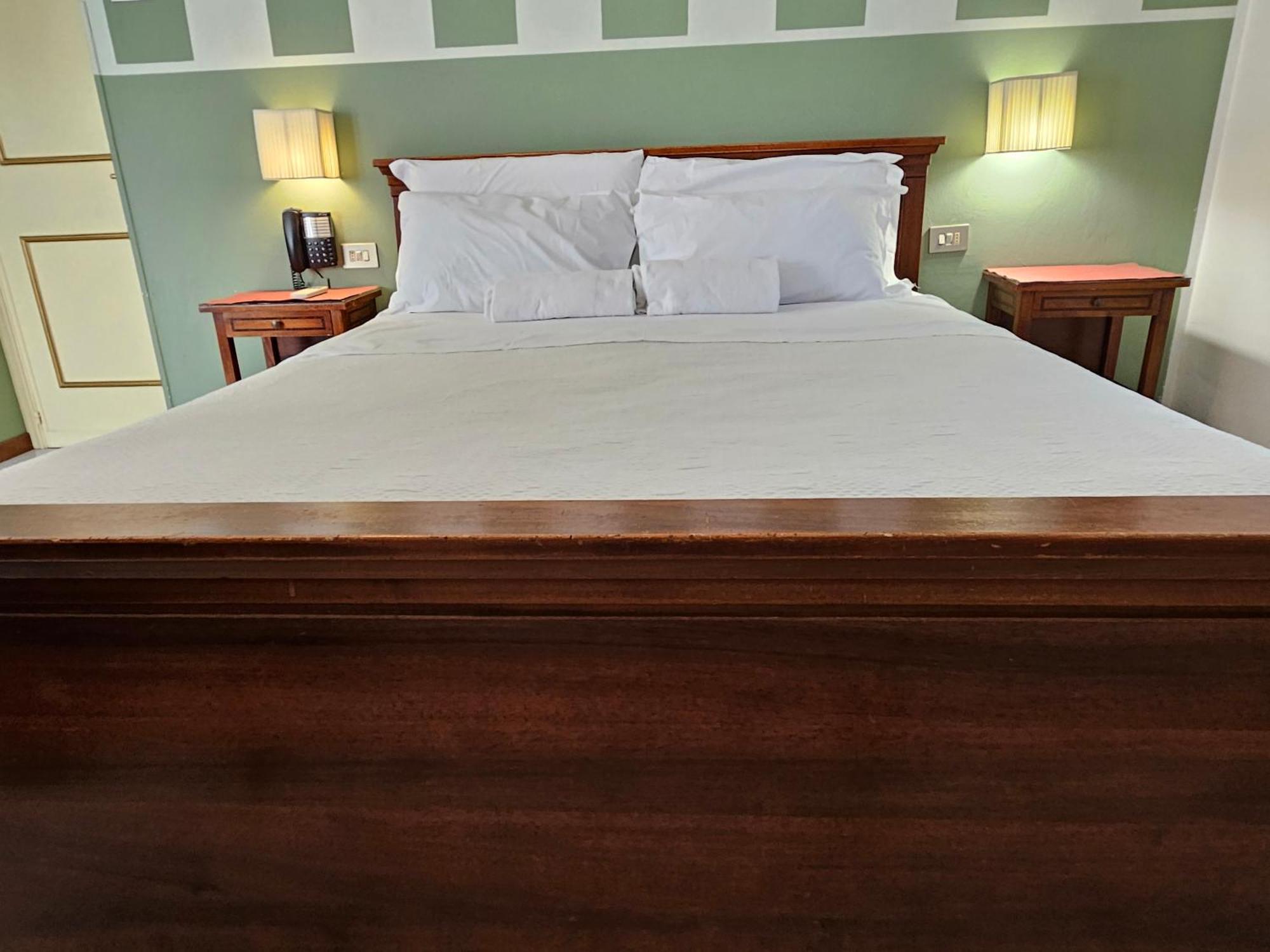 Hotel Rosalba Перуджа Екстериор снимка