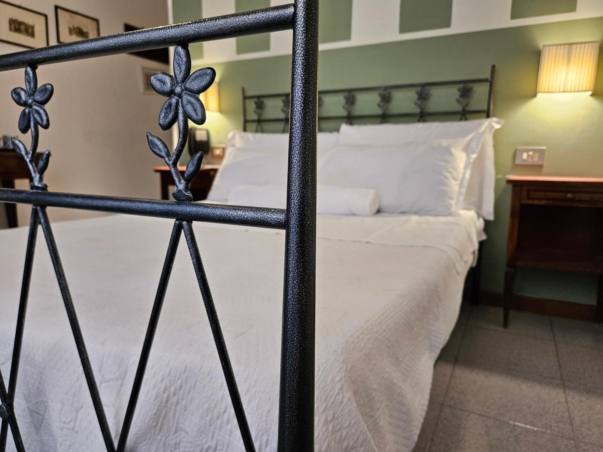 Hotel Rosalba Перуджа Екстериор снимка