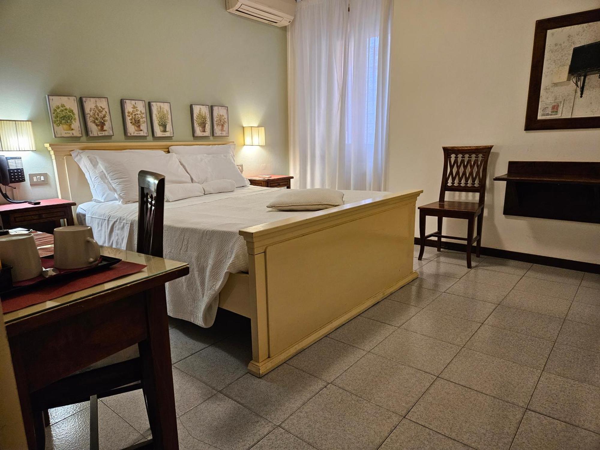 Hotel Rosalba Перуджа Екстериор снимка