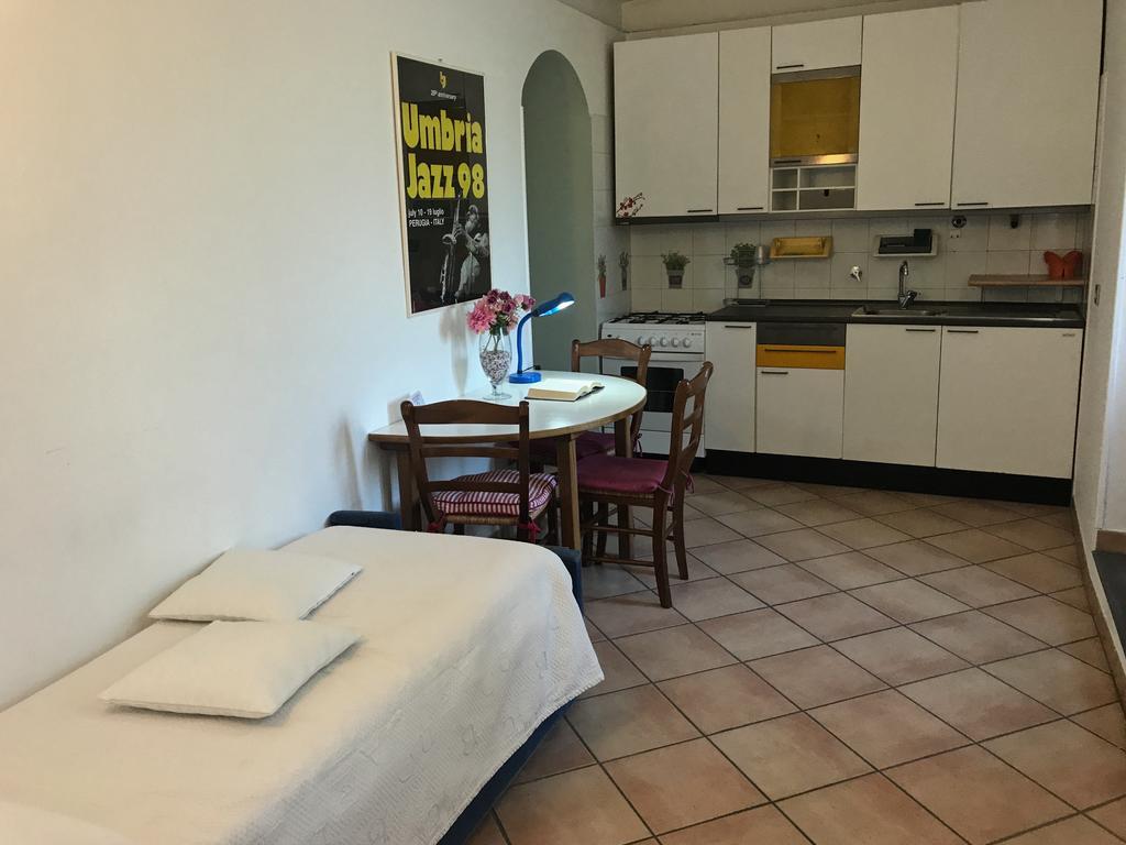 Hotel Rosalba Перуджа Екстериор снимка